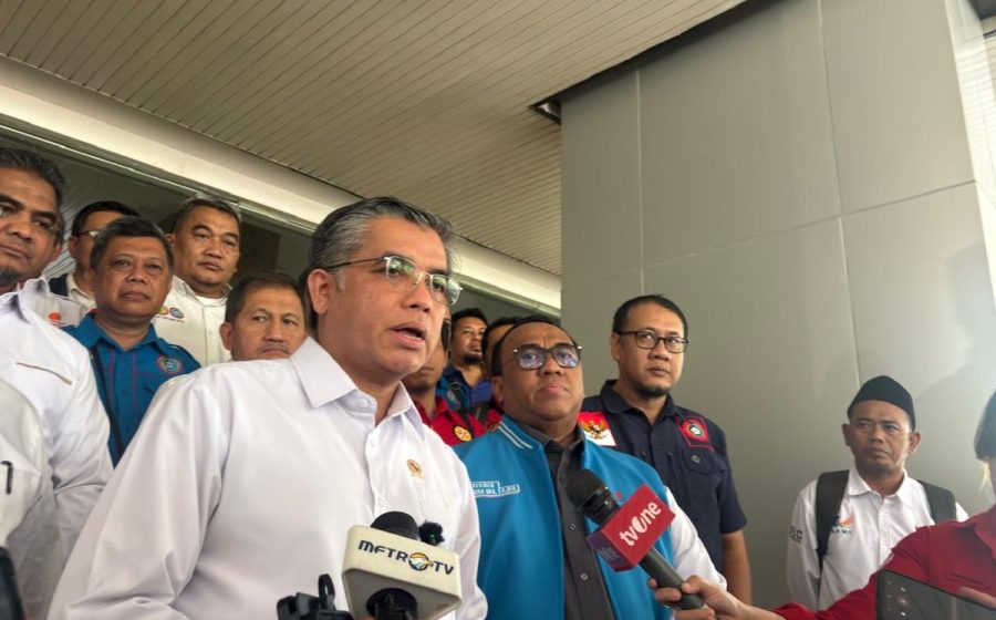 Draft RUU Ketenagakerjaan Bikin Buruh Kecewa, Menaker Janji Bawa Aspirasi ke DPR
