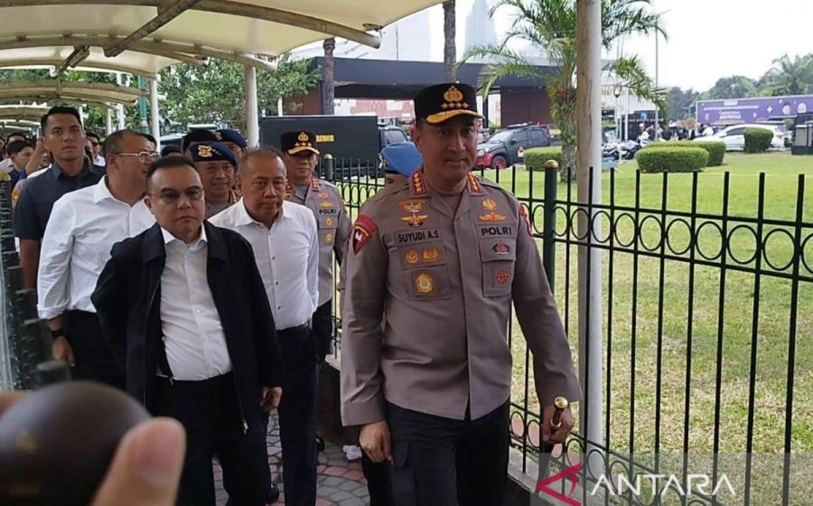 Pimpinan DPR dan Kapolri Temui Buruh Usai UU Perlindungan Ketenagakerjaan Disahkan