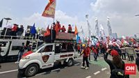 Ribuan Buruh Gelar Aksi Demo di Gedung DPR, 11 Ribu Aparat Dikerahkan
