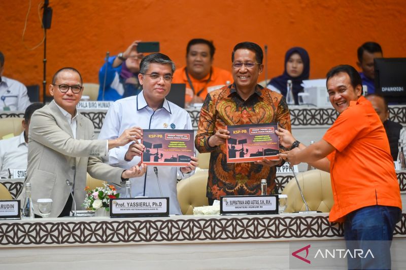 Pemerintah Diminta Buka Kembali Penempatan Pekerja Migran di Timur Tengah